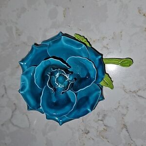Vintage metal rose brooch